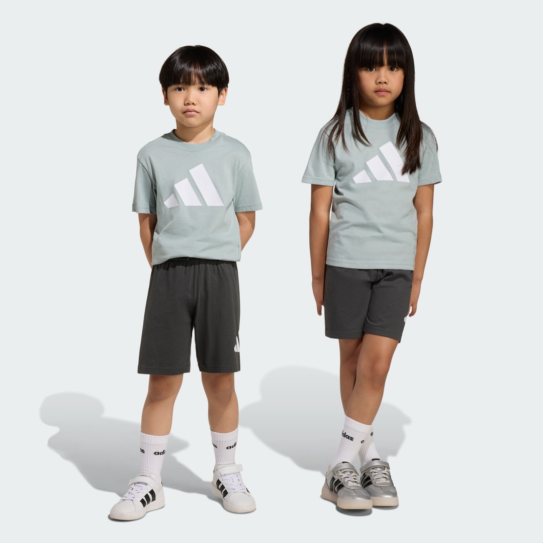 Essentials Tee Set Barn