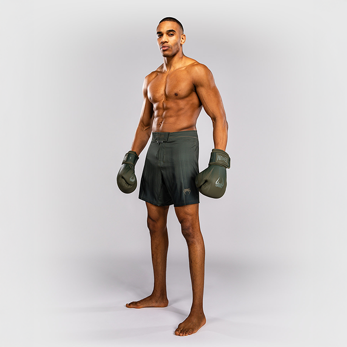 Venum Stealth Fightshorts Khaki Grön
